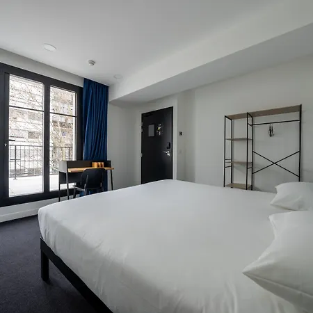 Hostel Beau M Paris